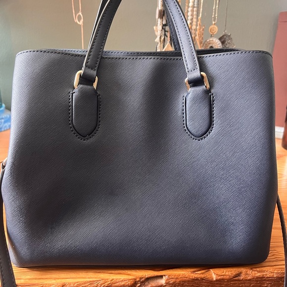 Kate spade medium purse - Picture 2 of 7